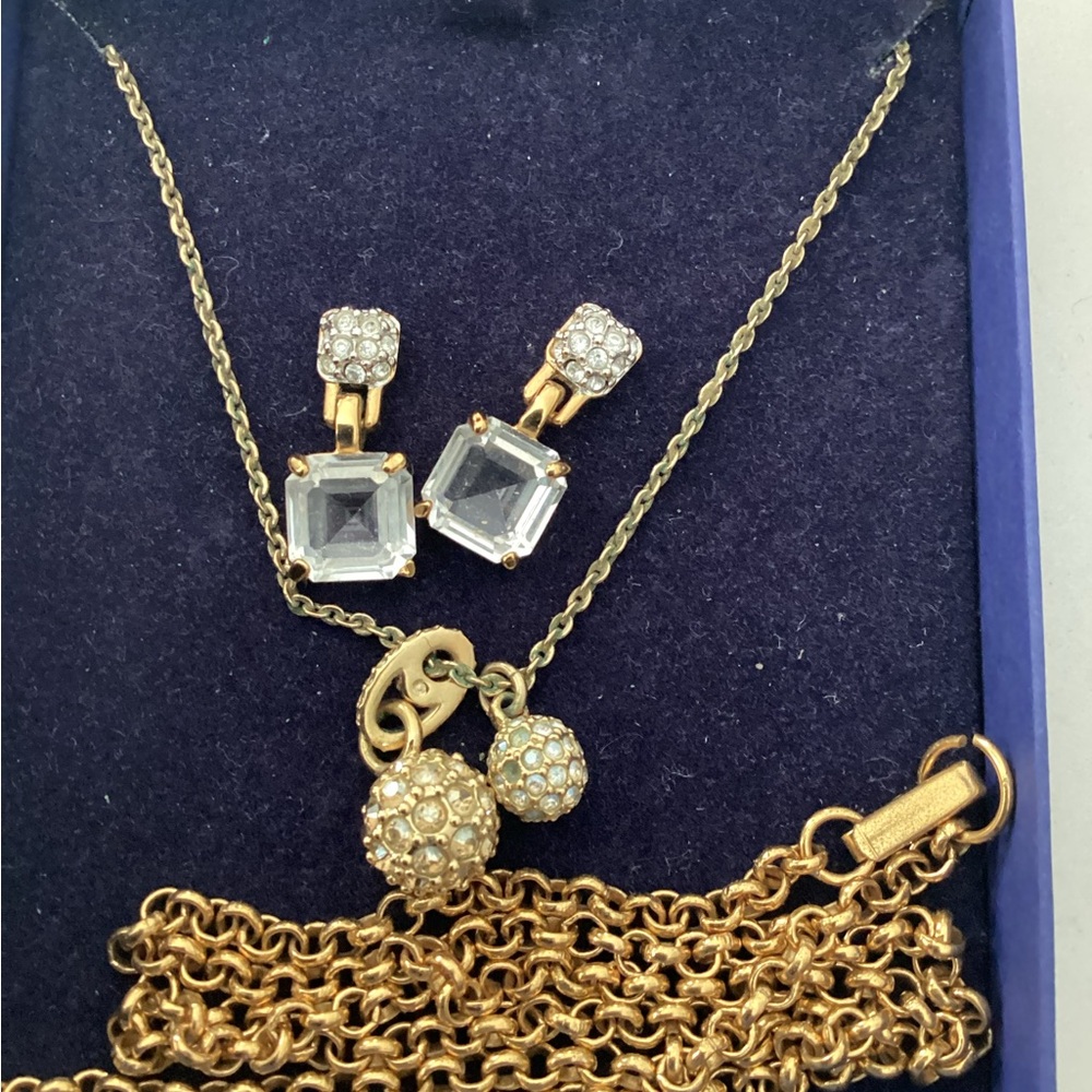Swarovski Gold tone collection Necklace Set